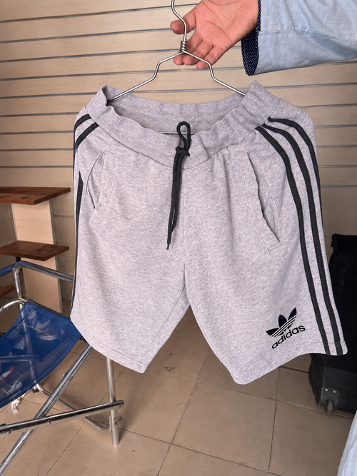 Adidas Originals 3-Stripes Shorts - Size L | شورط أديداس