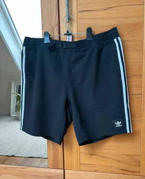 Adidas Originals Black 3-Stripes Shorts - Size XL | شورط أديداس