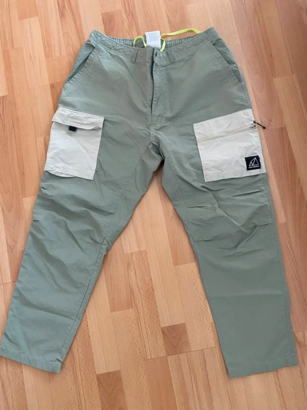 New Balance Cargo Pants — بنطلون كارغو نيو بالانس