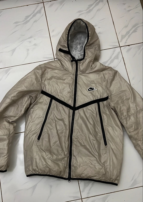 Nike beige hooded padded jacket size L second-hand, real photo, Lbass Original Morocco — front view with black trim and chest Nike logo